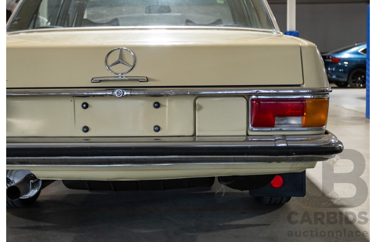 1/1972 Mercedes Benz 280E W114 4d Sedan Light Yellow 2.7L