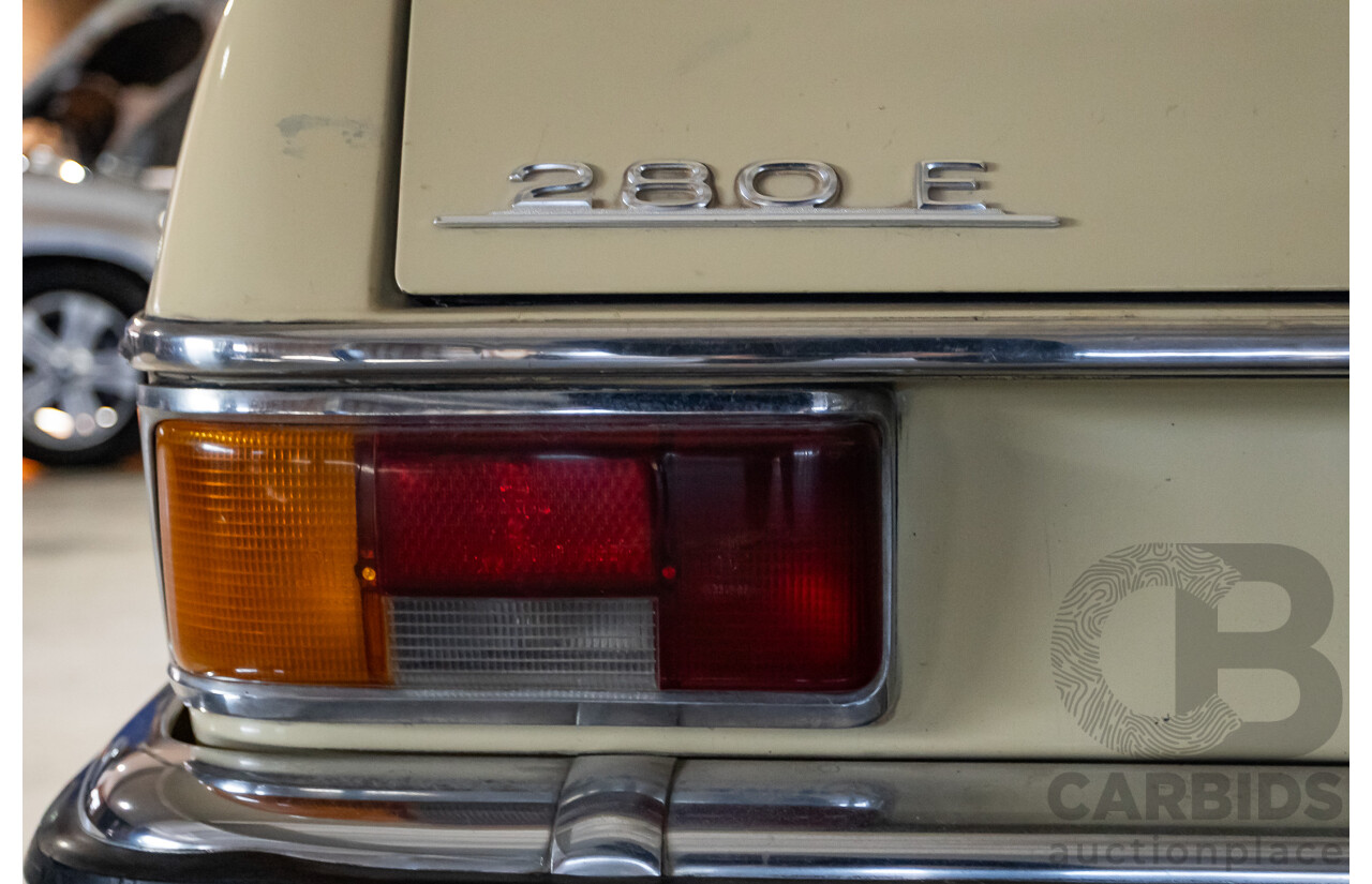 1/1972 Mercedes Benz 280E W114 4d Sedan Light Yellow 2.7L