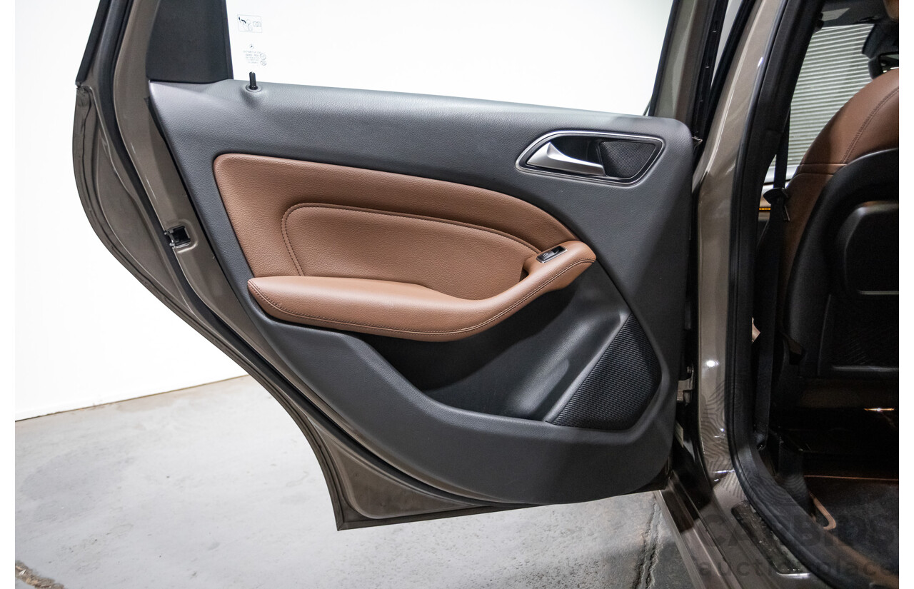 11/2012 Mercedes-Benz B200 CDI BE 246 5d Hatchback Grey 1.8L