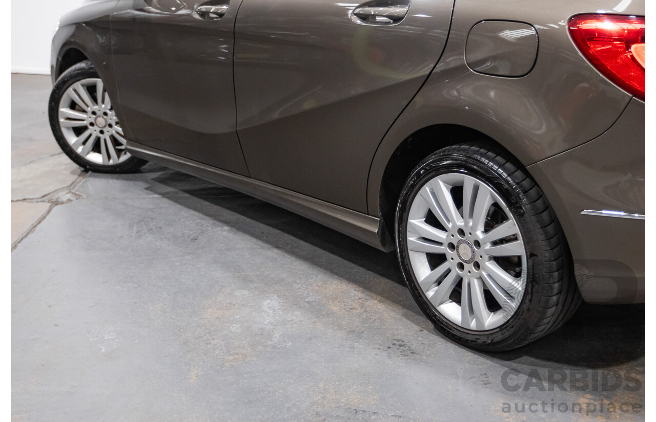 11/2012 Mercedes-Benz B200 CDI BE 246 5d Hatchback Grey 1.8L