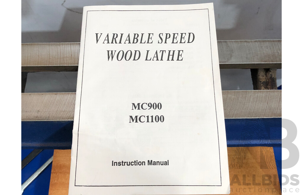 Carba-Tec 1100mm Electric Wood Lathe and Accessories