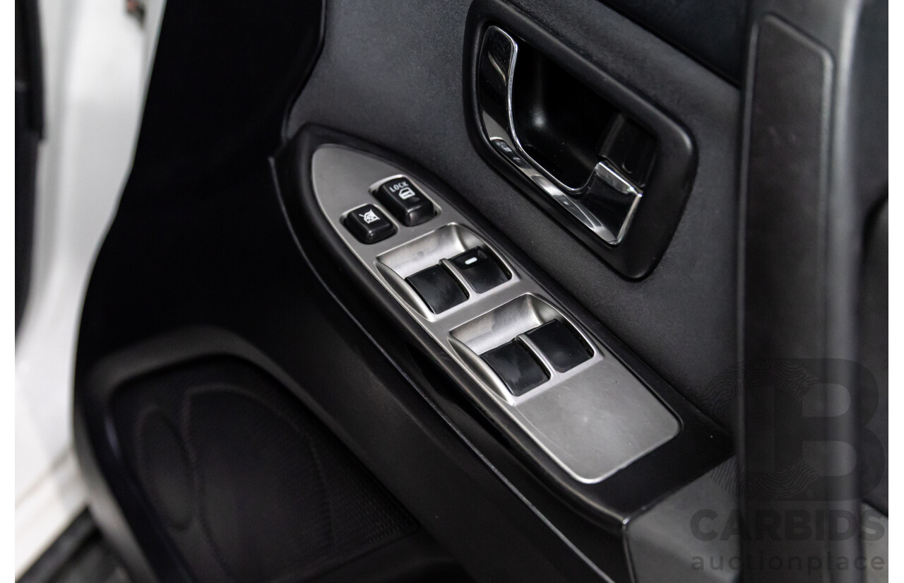 3/2010 Mitsubishi Pajero Activ NT MY10 4d Wagon White Turbo Diesel 3.2L - 7 Seater