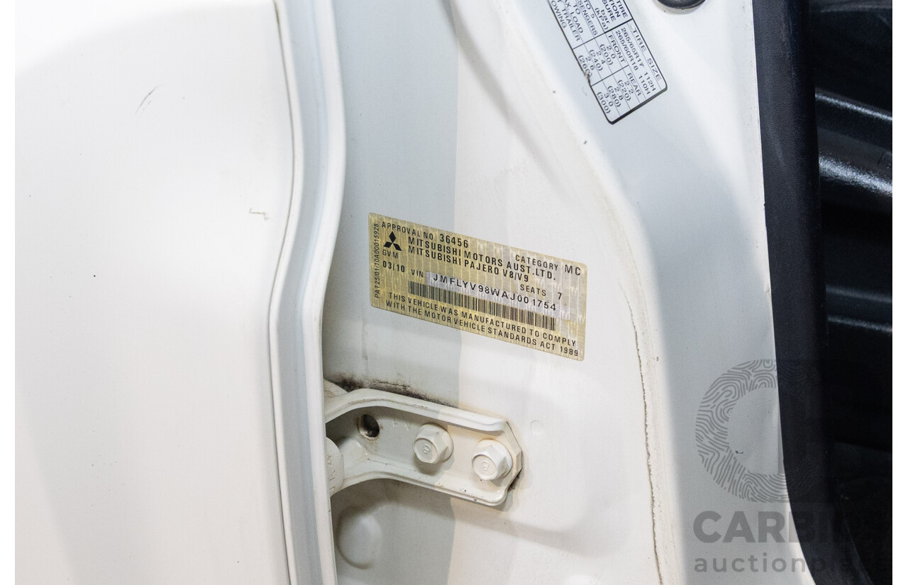 3/2010 Mitsubishi Pajero Activ NT MY10 4d Wagon White Turbo Diesel 3.2L - 7 Seater