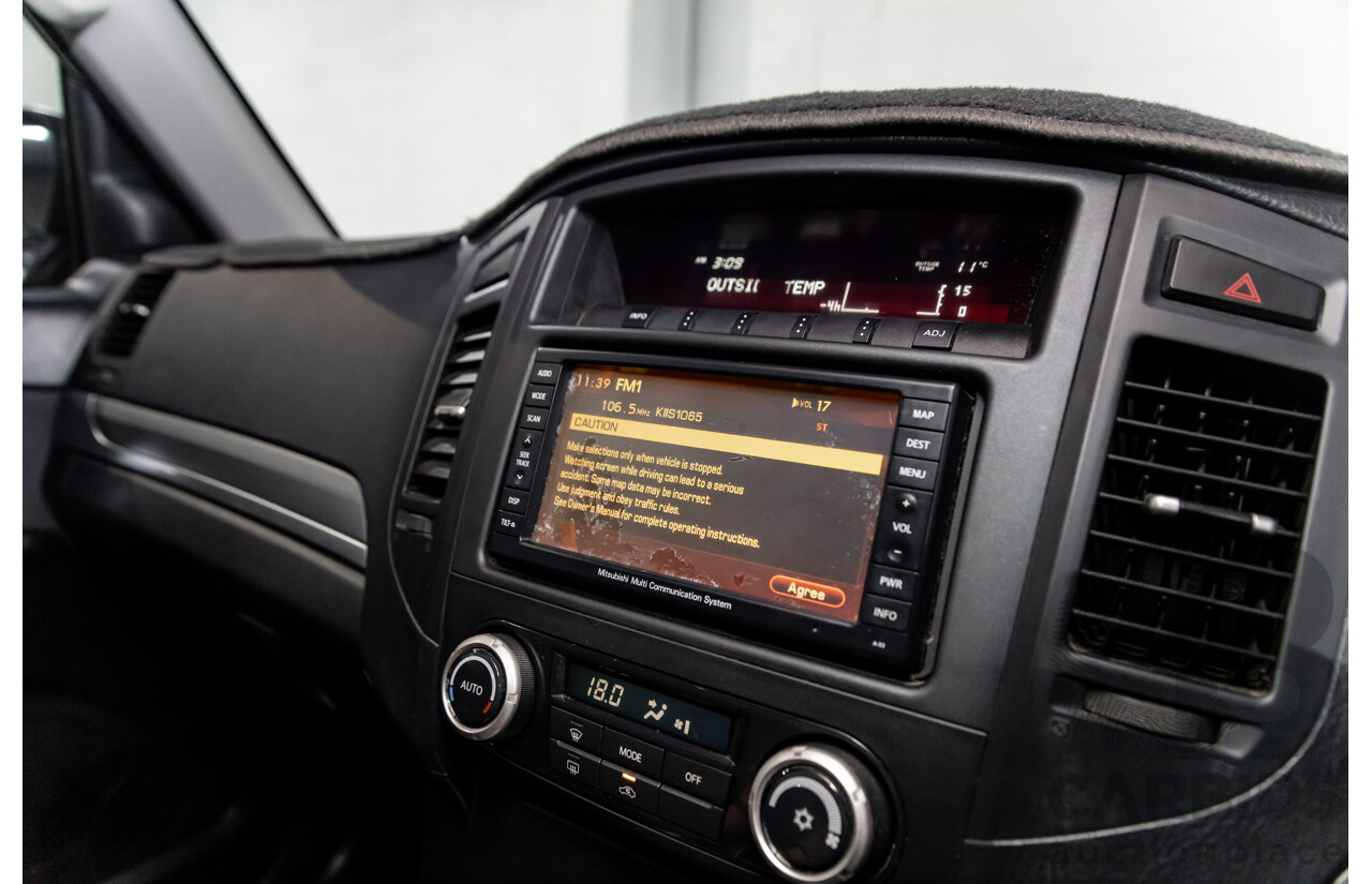 3/2010 Mitsubishi Pajero Activ NT MY10 4d Wagon White Turbo Diesel 3.2L - 7 Seater