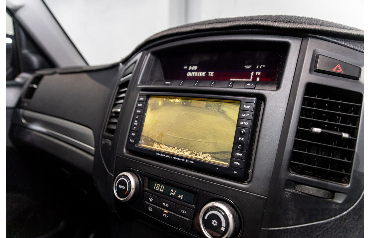 3/2010 Mitsubishi Pajero Activ NT MY10 4d Wagon White Turbo Diesel 3.2L - 7 Seater