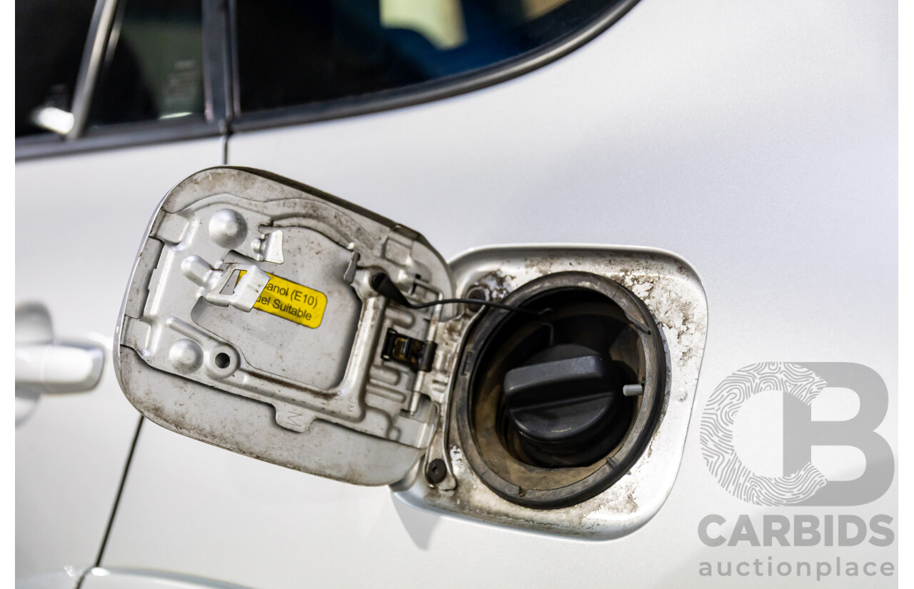 8/2008 Toyota Rav4 Cruiser (4x4) ACA33R 4d Wagon Silver Pearl 2.4L