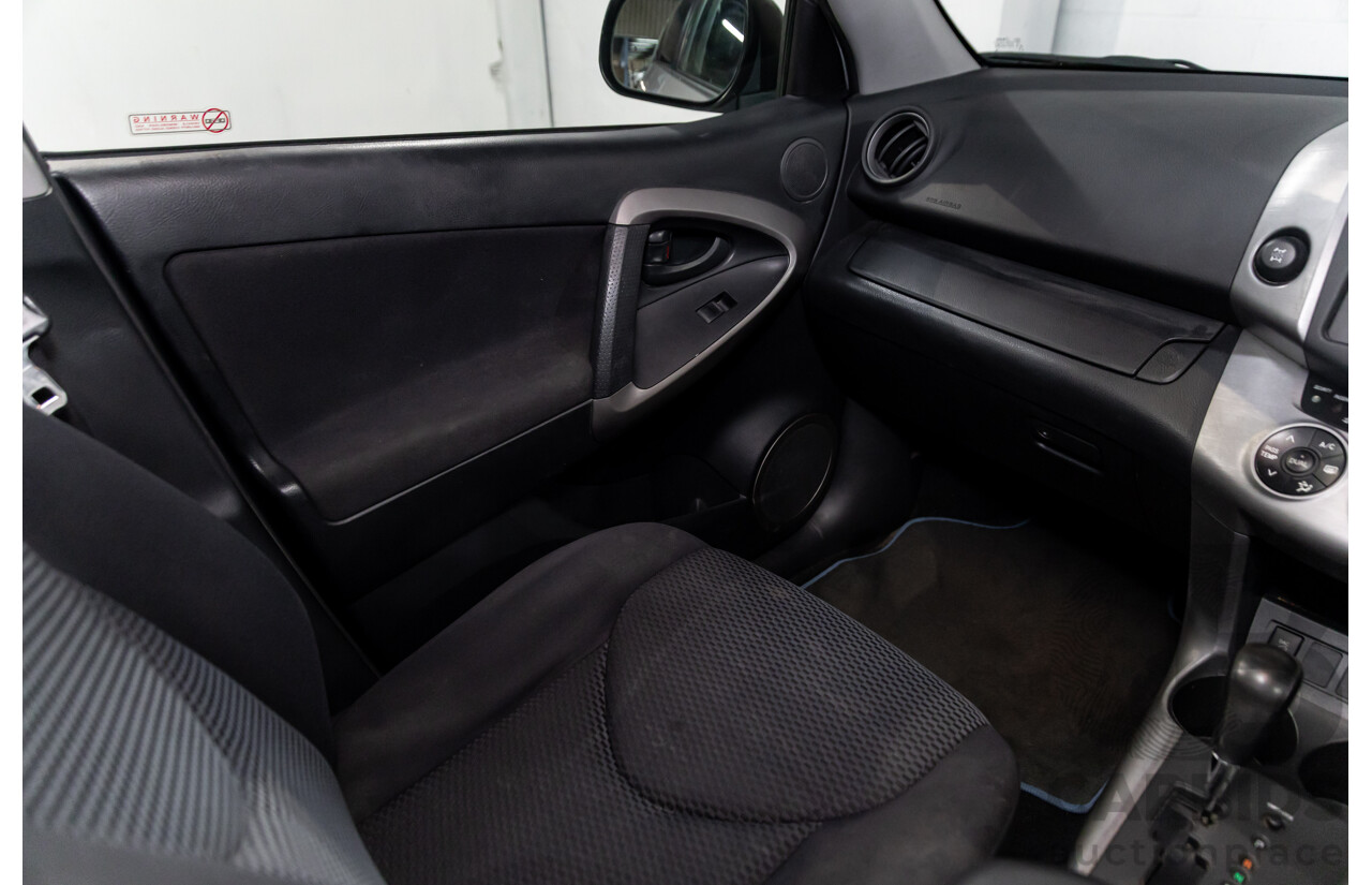 8/2008 Toyota Rav4 Cruiser (4x4) ACA33R 4d Wagon Silver Pearl 2.4L