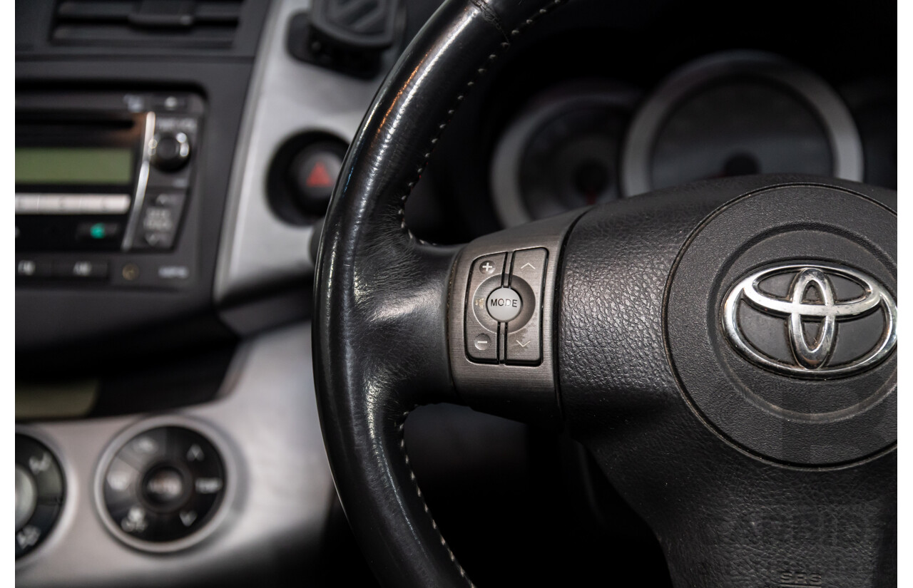 8/2008 Toyota Rav4 Cruiser (4x4) ACA33R 4d Wagon Silver Pearl 2.4L