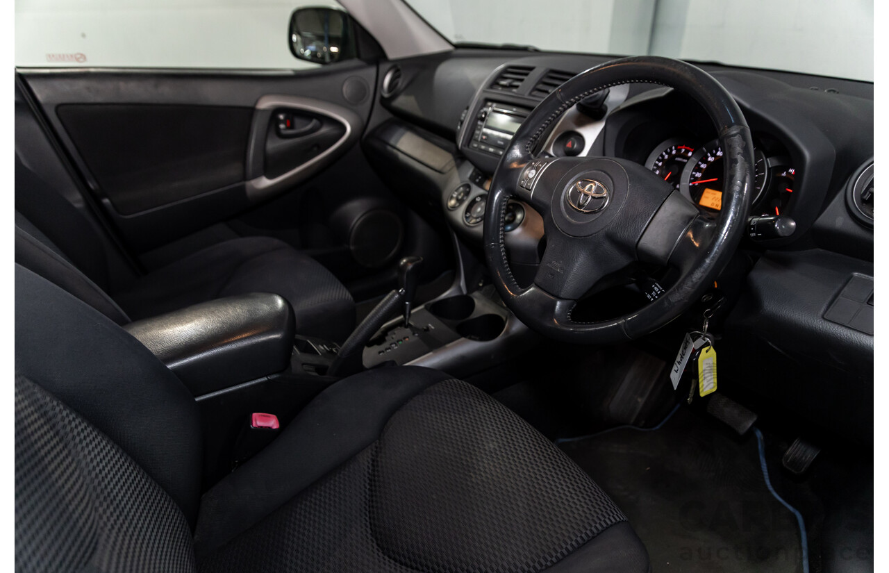 8/2008 Toyota Rav4 Cruiser (4x4) ACA33R 4d Wagon Silver Pearl 2.4L