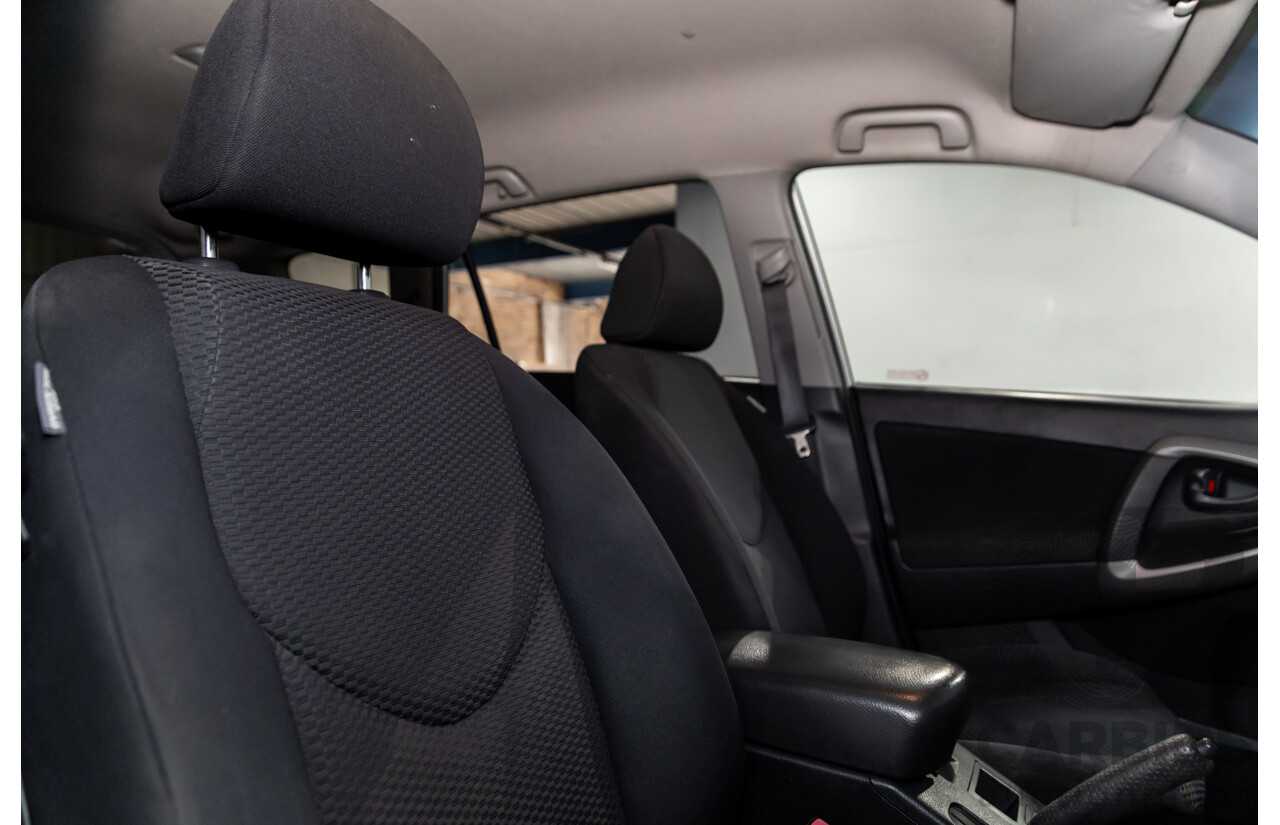 8/2008 Toyota Rav4 Cruiser (4x4) ACA33R 4d Wagon Silver Pearl 2.4L