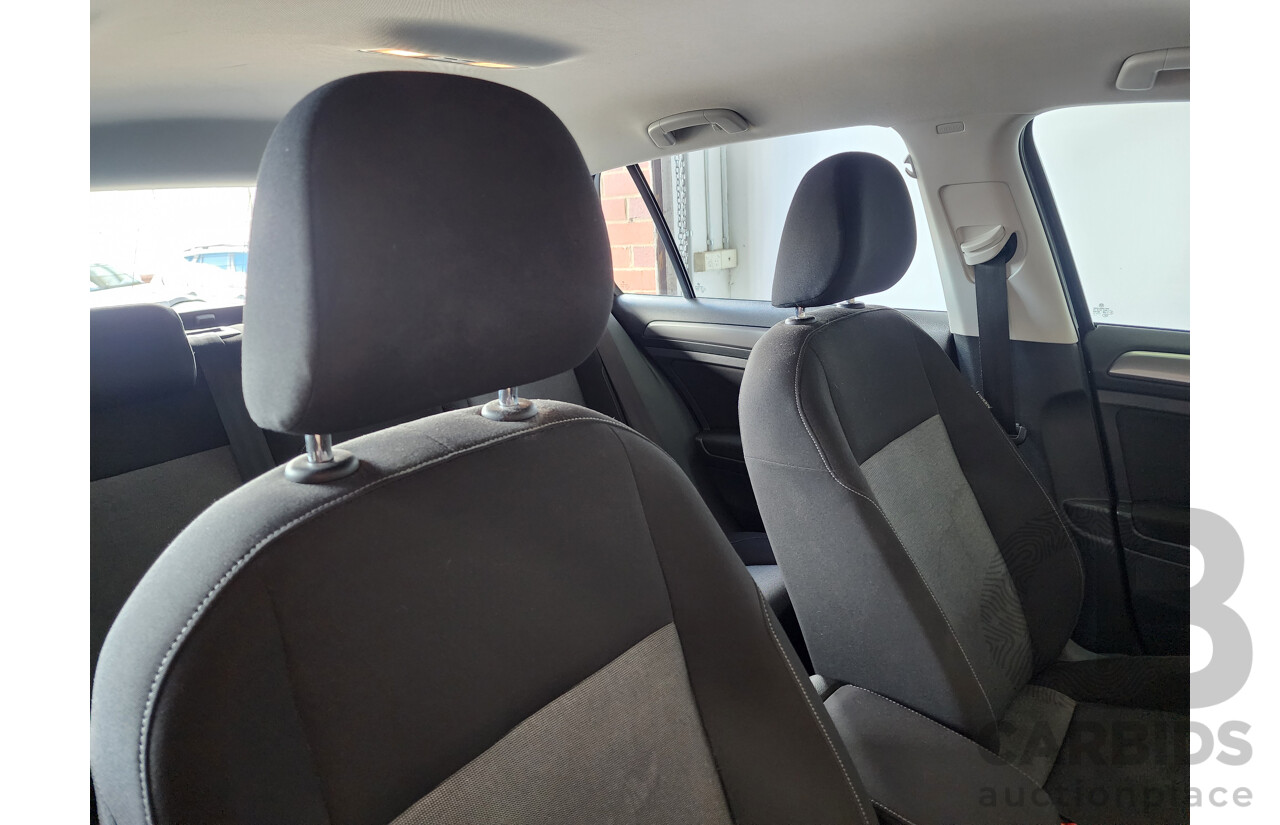 9/2013 Volkswagen Golf 90 TSI AU 5d Hatchback Blue 1.4L