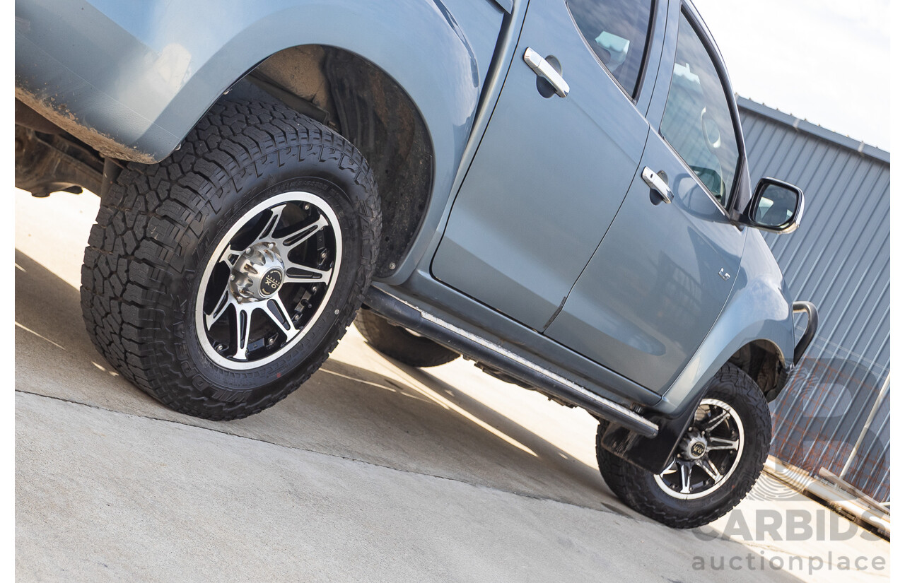 12/2012 Isuzu D-Max LS-M Hi-Ride (4x4) TF MY12 Crew Cab Utility Grey Turbo Diesel 3.0L