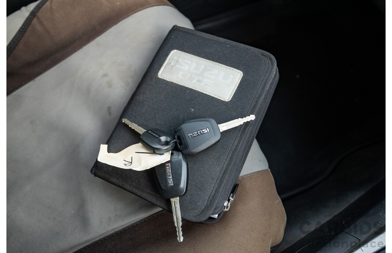 12/2012 Isuzu D-Max LS-M Hi-Ride (4x4) TF MY12 Crew Cab Utility Grey Turbo Diesel 3.0L