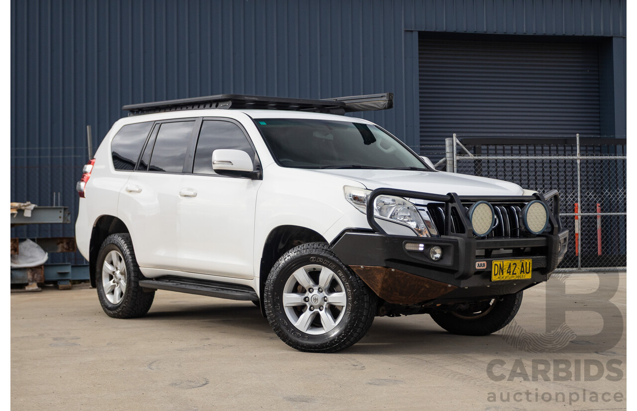 10/2013 Toyota Landcruiser Prado GXL (4x4) KDJ150R 11 UPGRADE 4d Wagon White 3.0L - 7 Seats