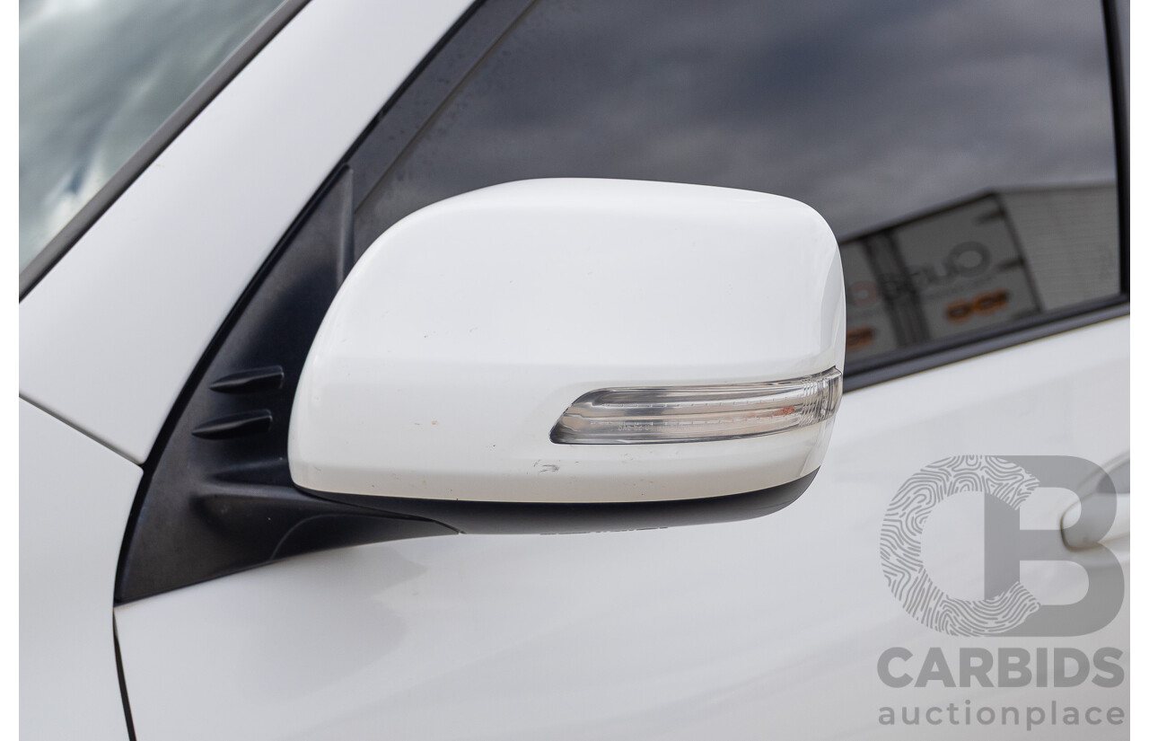 10/2013 Toyota Landcruiser Prado GXL (4x4) KDJ150R 11 UPGRADE 4d Wagon White 3.0L - 7 Seats