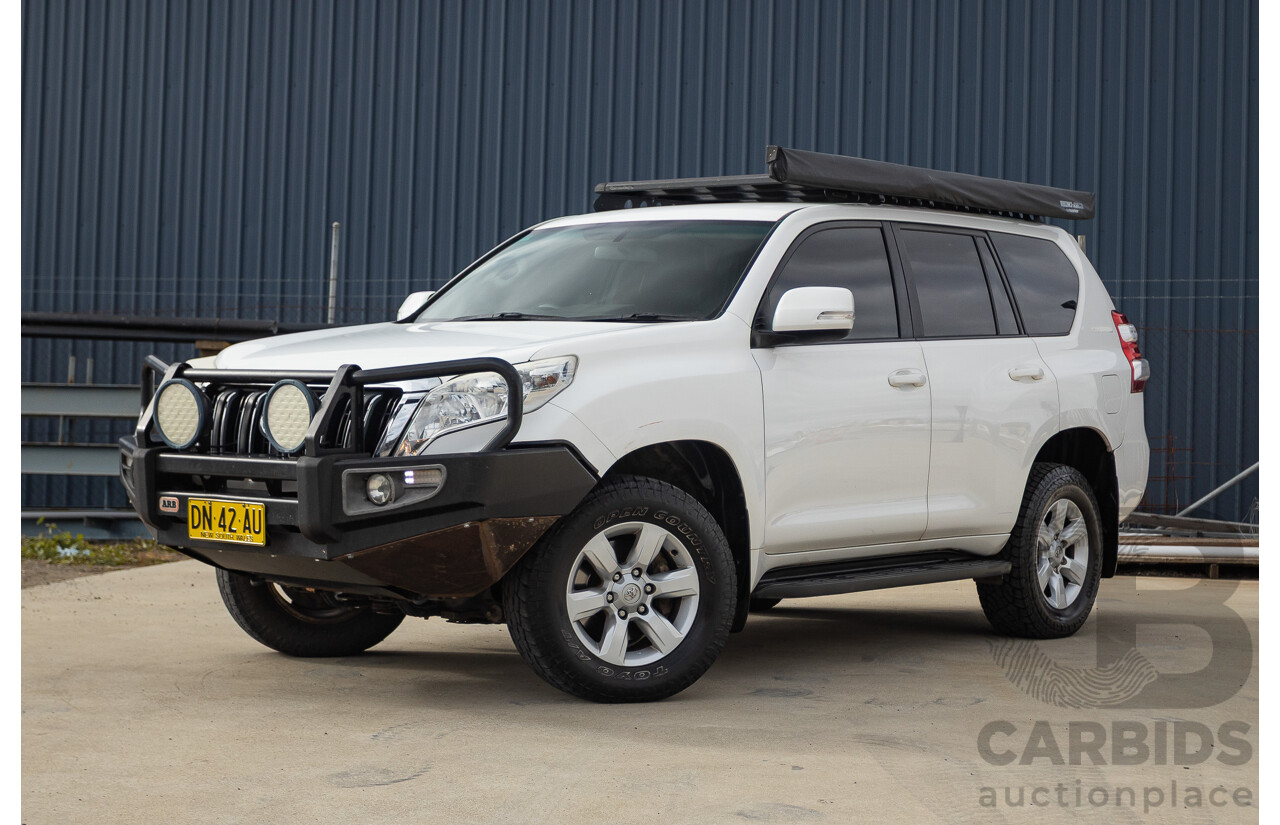 10/2013 Toyota Landcruiser Prado GXL (4x4) KDJ150R 11 UPGRADE 4d Wagon White 3.0L - 7 Seats