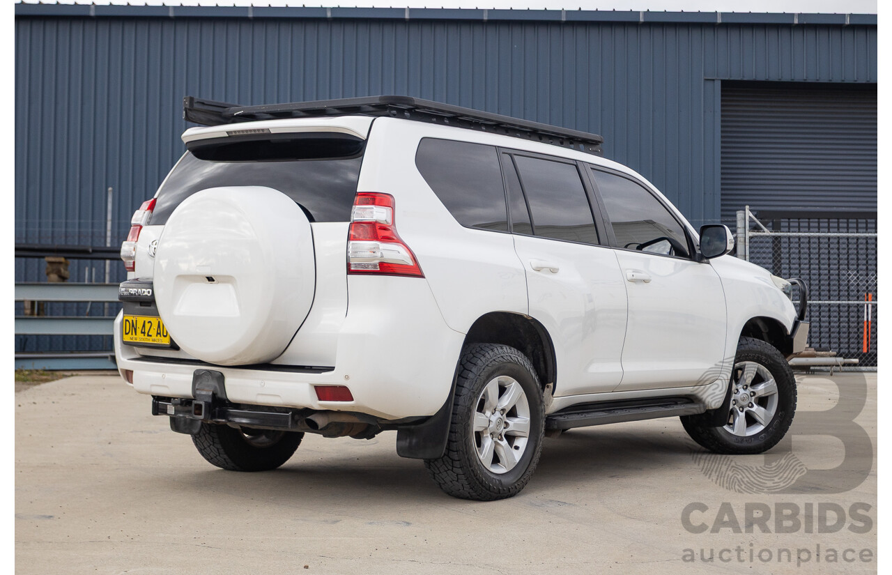 10/2013 Toyota Landcruiser Prado GXL (4x4) KDJ150R 11 UPGRADE 4d Wagon White 3.0L - 7 Seats