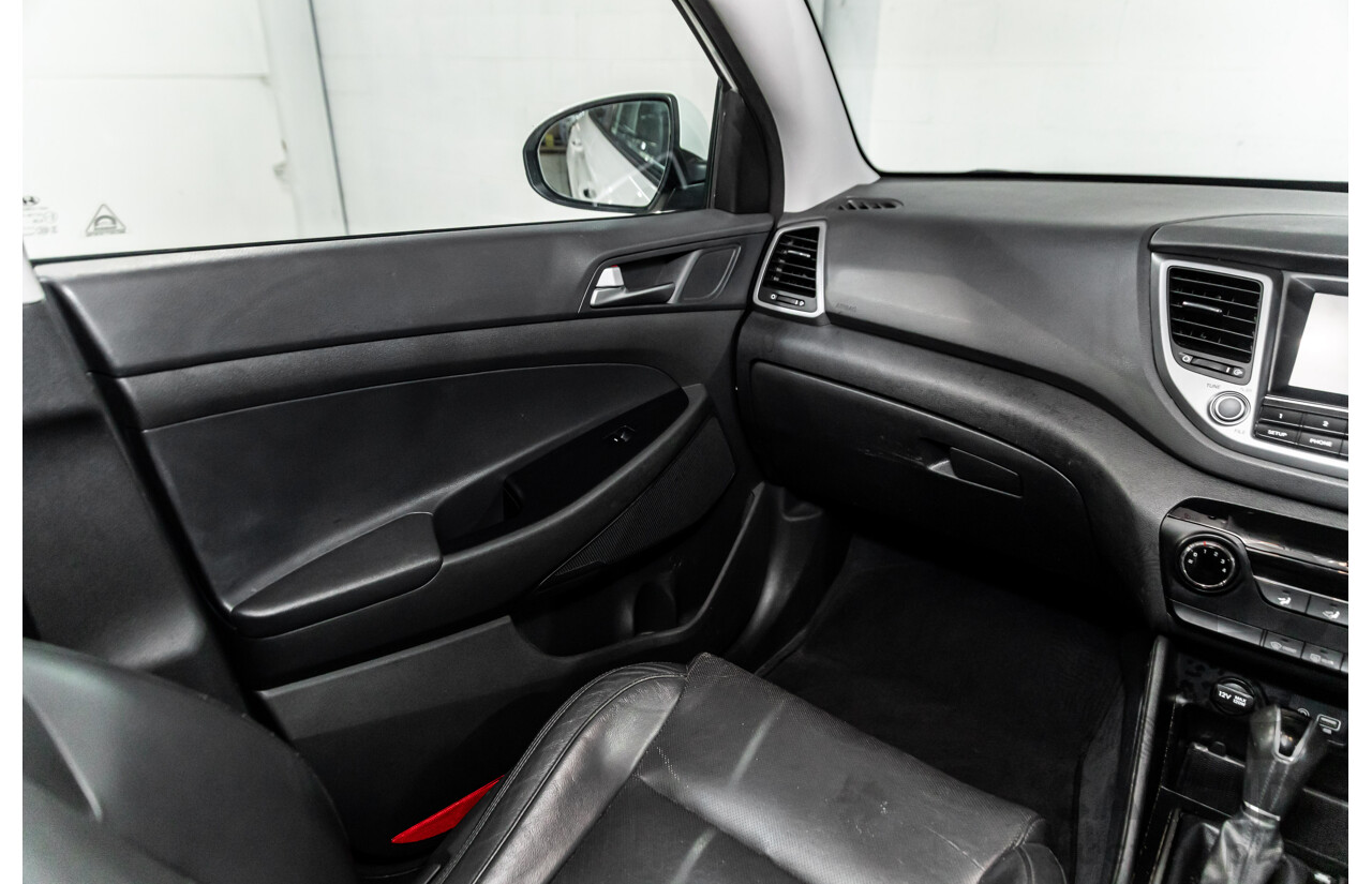 10/2017 Hyundai Tucson Active X (FWD) TL MY18 4d Wagon Pure White 2.0L