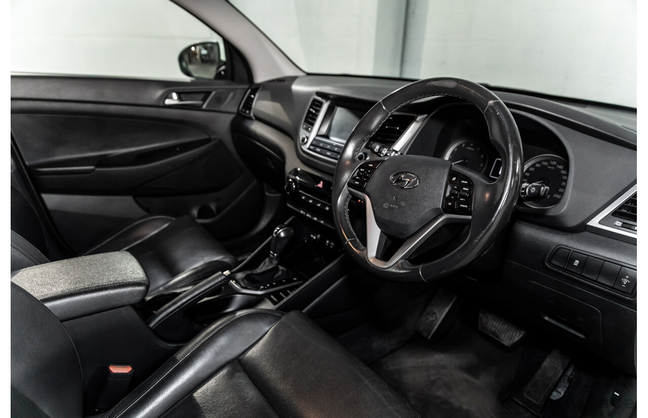 10/2017 Hyundai Tucson Active X (FWD) TL MY18 4d Wagon Pure White 2.0L