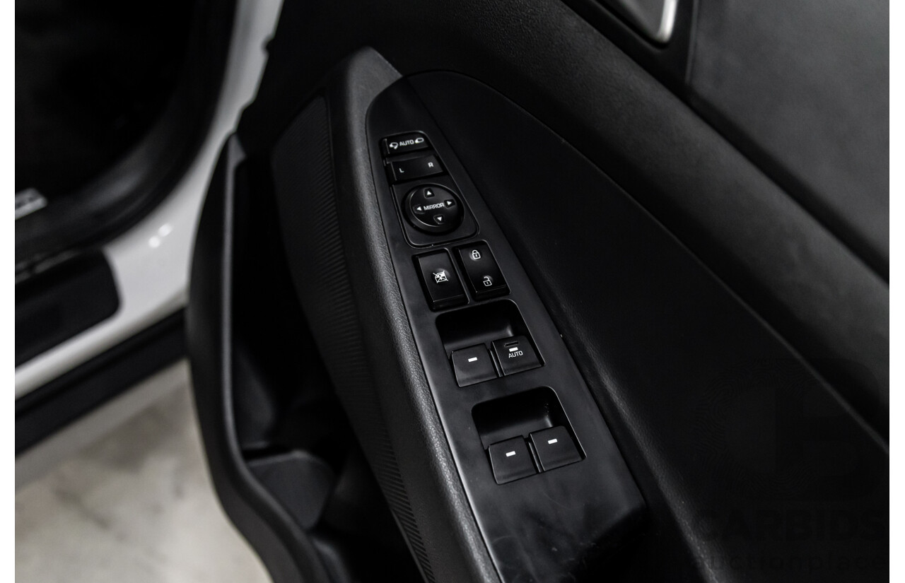 10/2017 Hyundai Tucson Active X (FWD) TL MY18 4d Wagon Pure White 2.0L