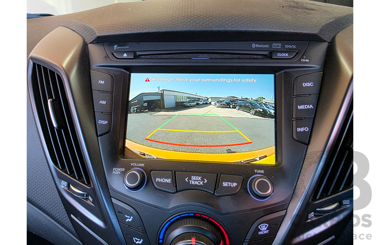 8/2015 Hyundai Veloster SR Turbo FS4 SERIES 2 3d Coupe Yellow Turbo 1.6L