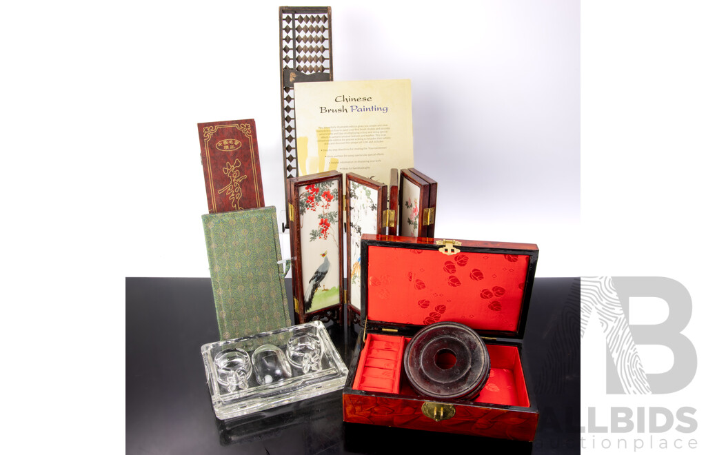 Collection Asian Souvenir Ware - Lot 1615109 | ALLBIDS