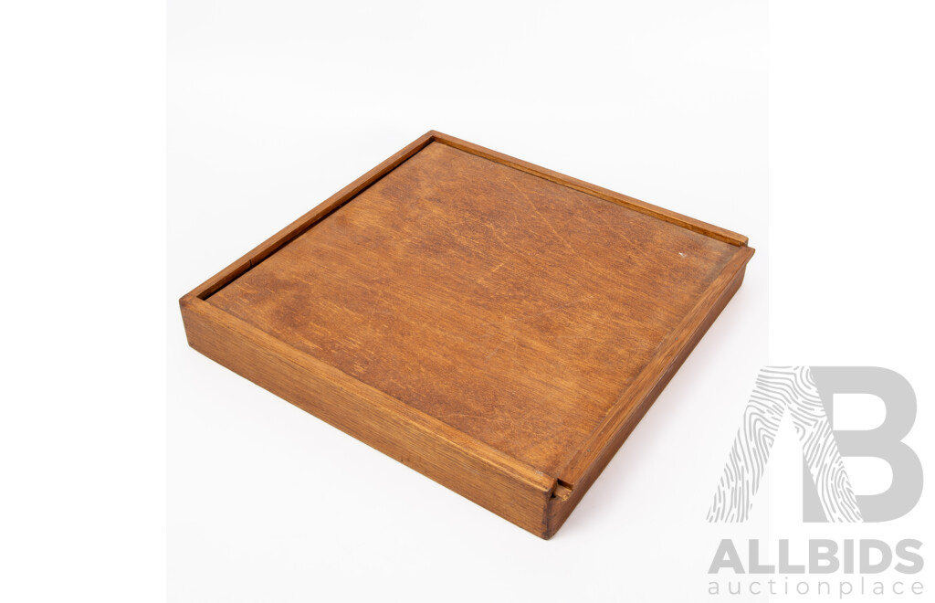 Vintage Cased Timber Checkers and Dominoes