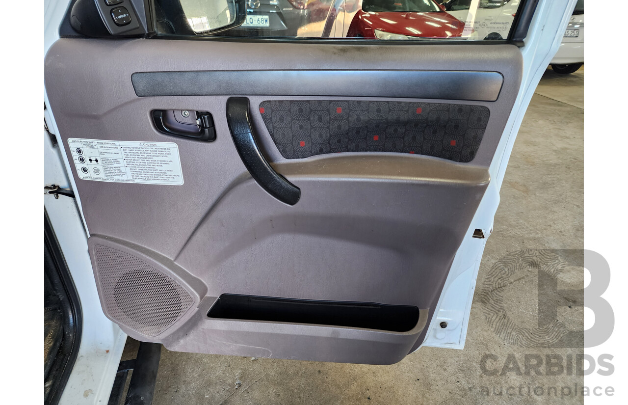 4/2015 Mahindra Pik-Up (4x4) S5 11 UPGRADE Double Cab Utility White 2.2L