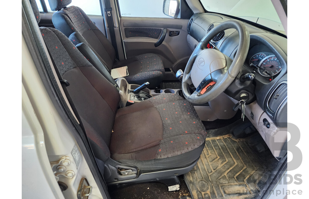 4/2015 Mahindra Pik-Up (4x4) S5 11 UPGRADE Double Cab Utility White 2.2L