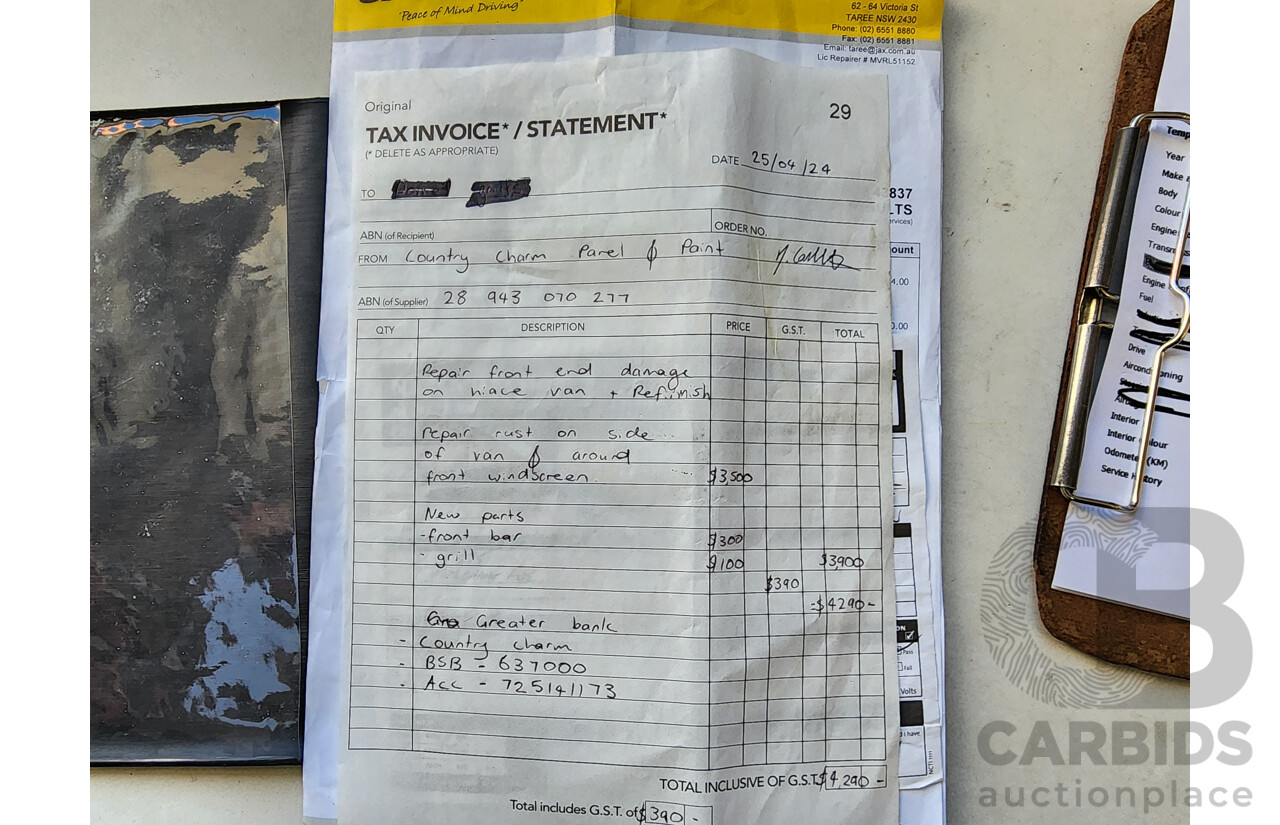 5/1998 Toyota Hiace Commuter RZH125R Bus White 2.4L