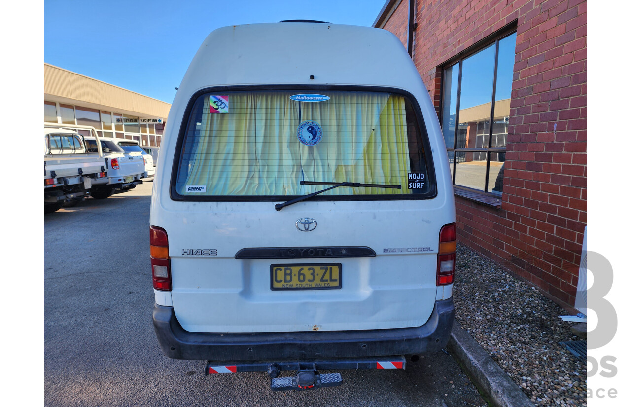 5/1998 Toyota Hiace Commuter RZH125R Bus White 2.4L
