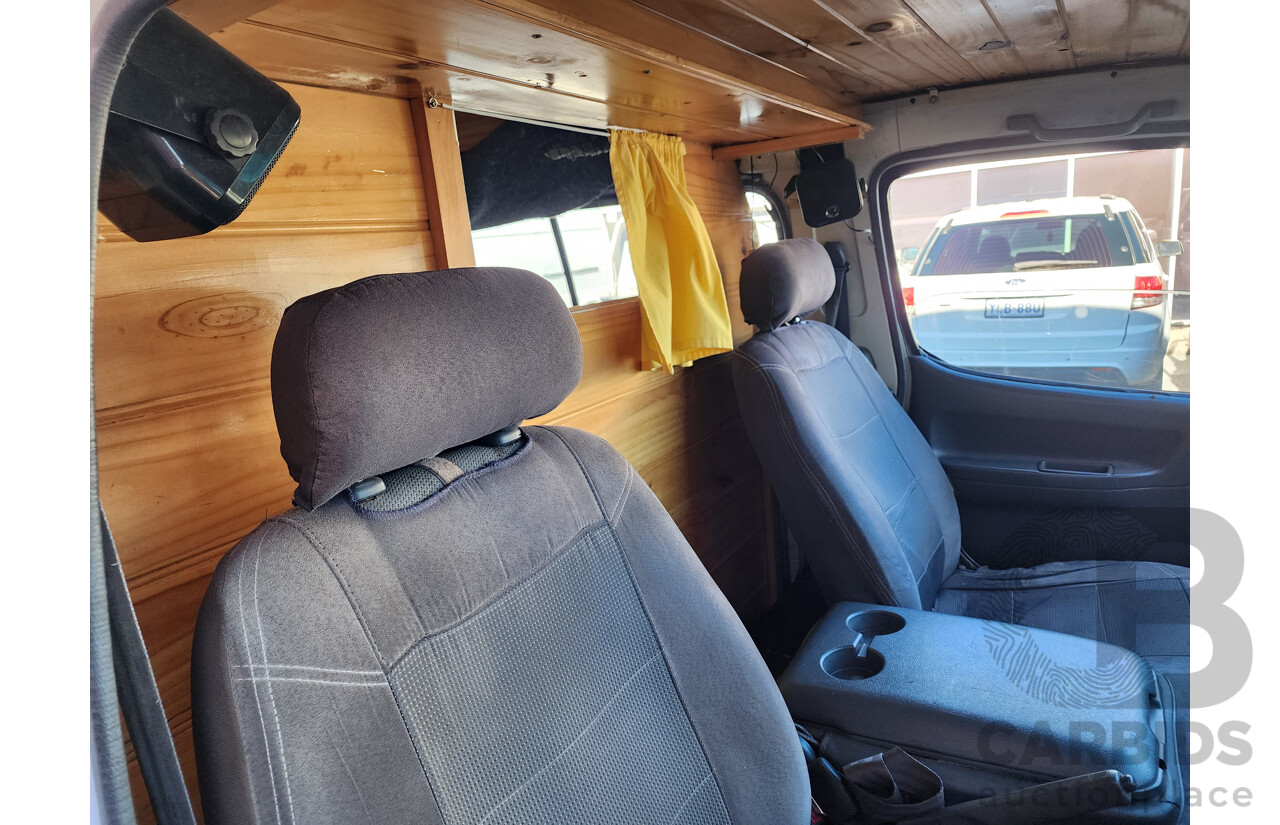 5/1998 Toyota Hiace Commuter RZH125R Bus White 2.4L