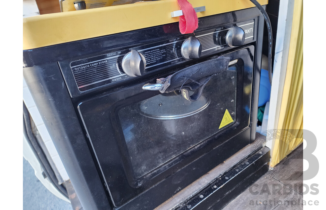 5/1998 Toyota Hiace Commuter RZH125R Bus White 2.4L