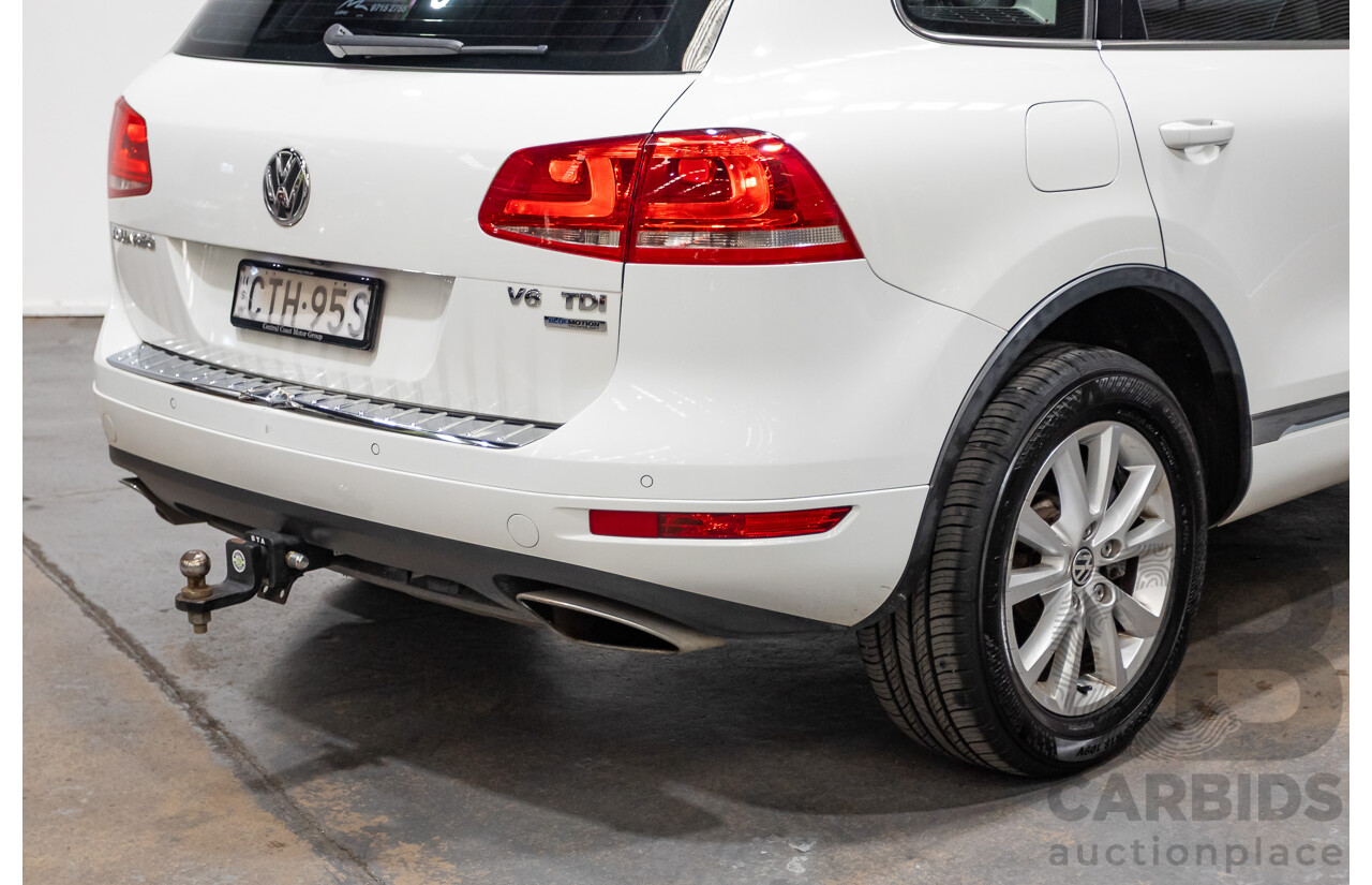 06/2014 Volkswagen Touareg 150 TDI (AWD) 7P MY14 4D Wagon White Turbo Diesel 3.0L