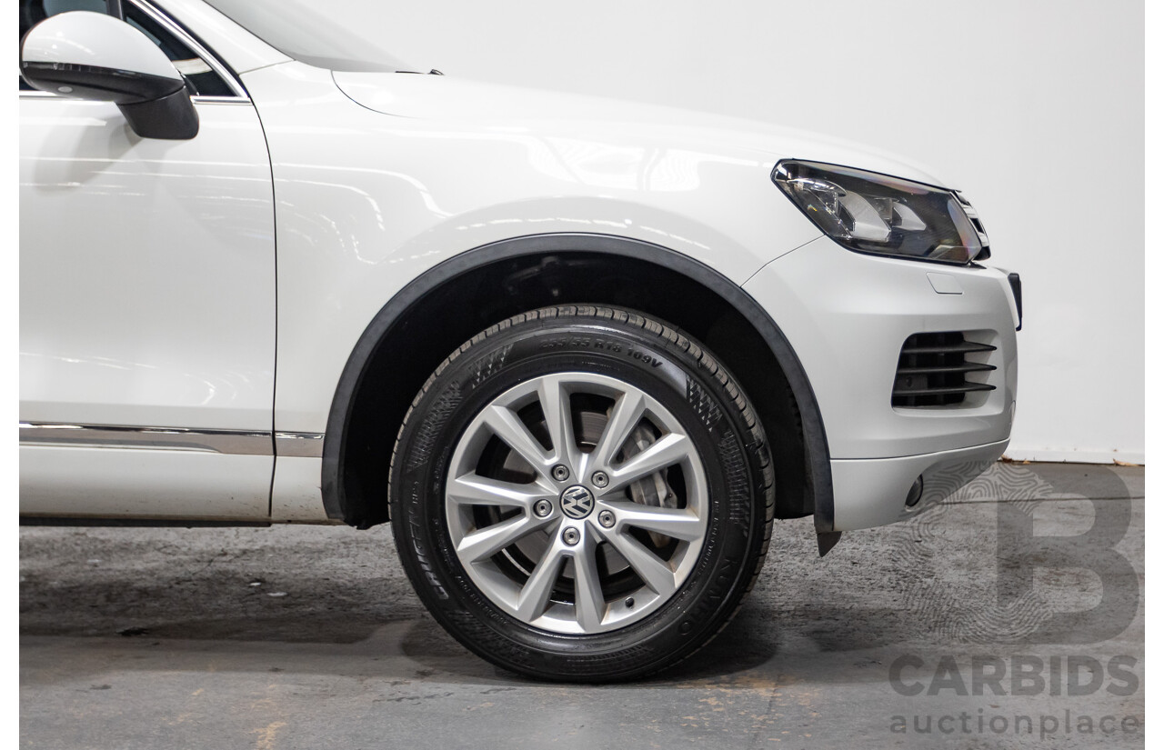 06/2014 Volkswagen Touareg 150 TDI (AWD) 7P MY14 4D Wagon White Turbo Diesel 3.0L