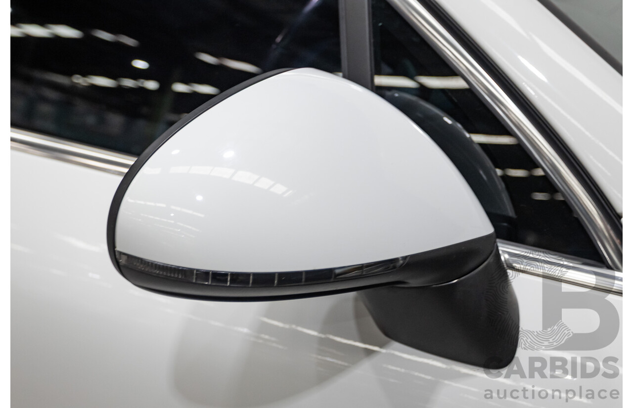 06/2014 Volkswagen Touareg 150 TDI (AWD) 7P MY14 4D Wagon White Turbo Diesel 3.0L