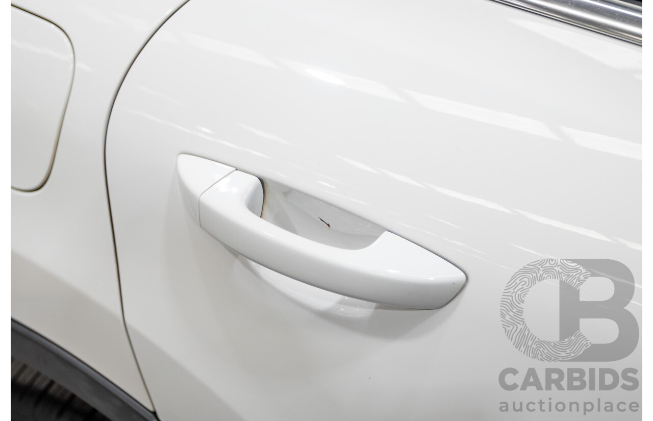 06/2014 Volkswagen Touareg 150 TDI (AWD) 7P MY14 4D Wagon White Turbo Diesel 3.0L