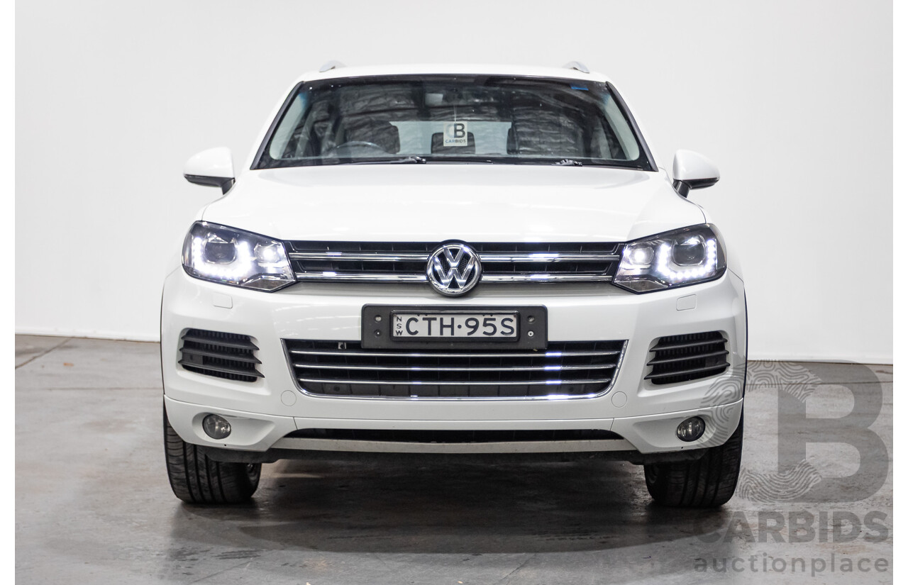 06/2014 Volkswagen Touareg 150 TDI (AWD) 7P MY14 4D Wagon White Turbo Diesel 3.0L