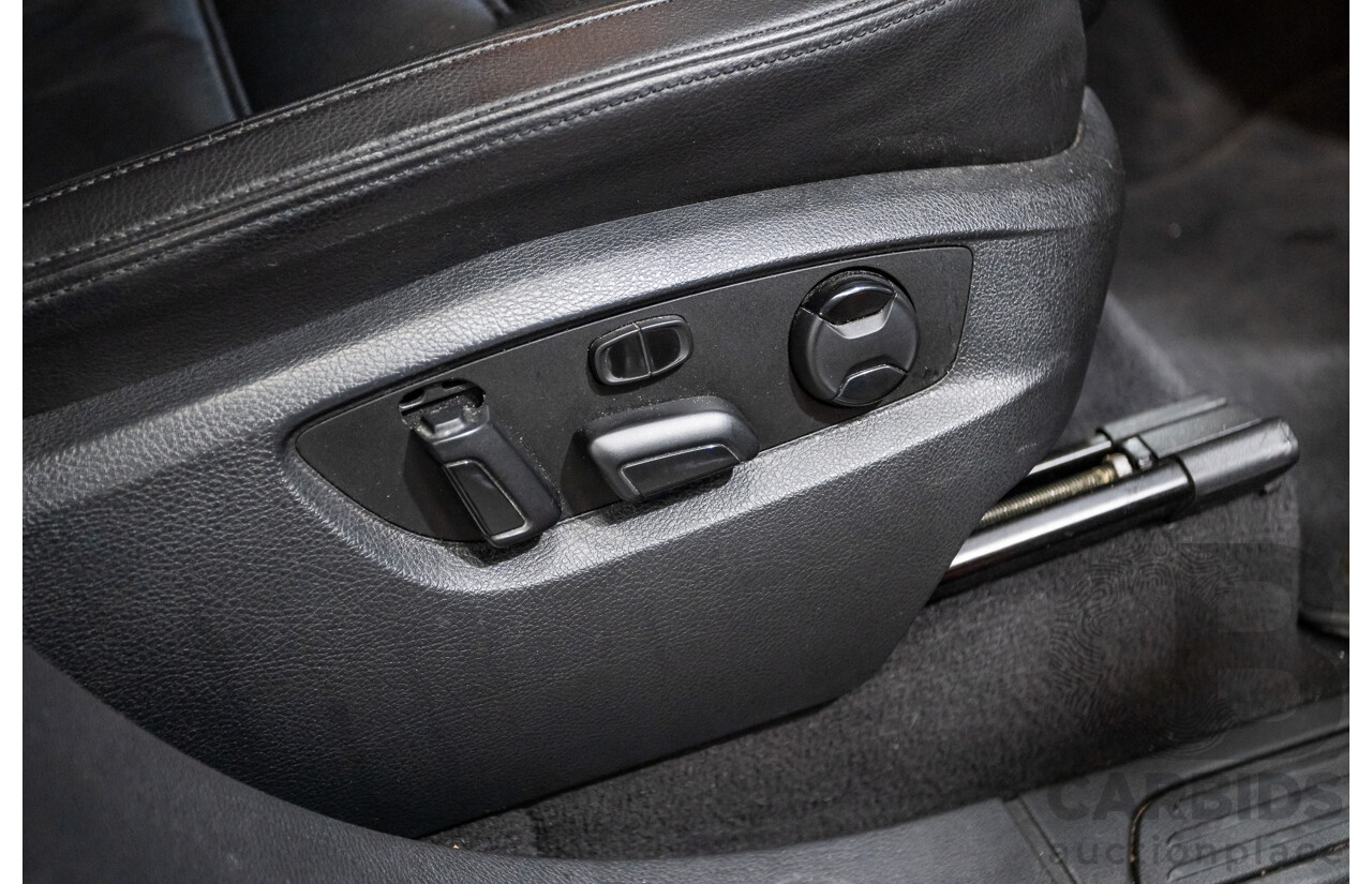 06/2014 Volkswagen Touareg 150 TDI (AWD) 7P MY14 4D Wagon White Turbo Diesel 3.0L