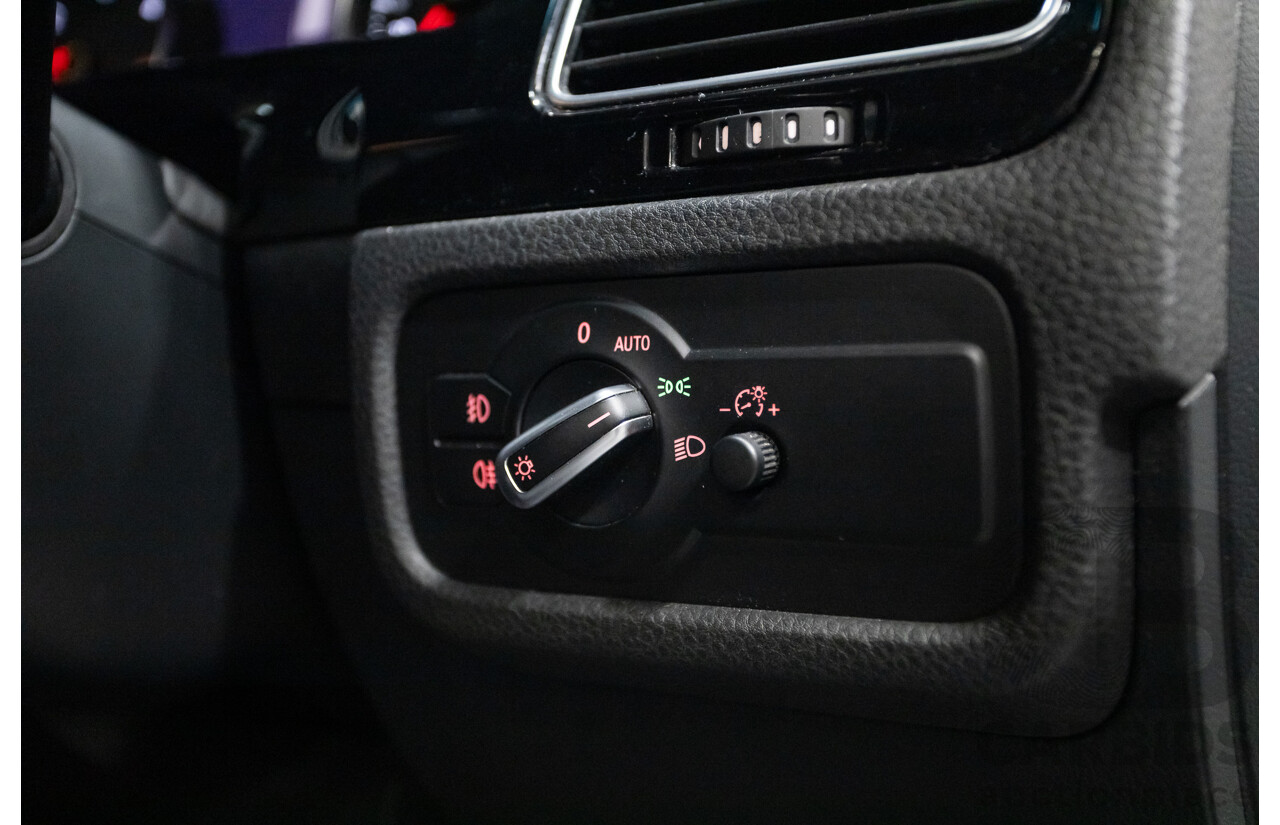 06/2014 Volkswagen Touareg 150 TDI (AWD) 7P MY14 4D Wagon White Turbo Diesel 3.0L