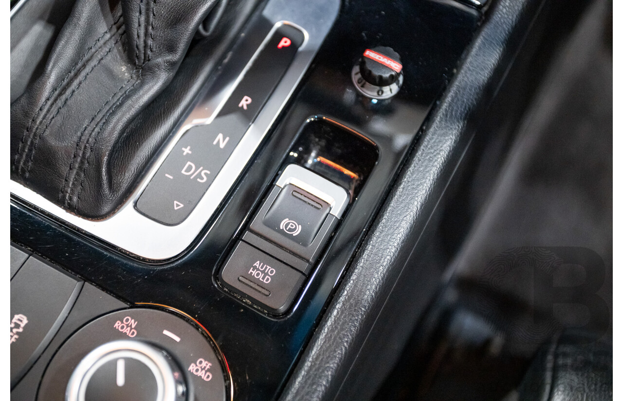 06/2014 Volkswagen Touareg 150 TDI (AWD) 7P MY14 4D Wagon White Turbo Diesel 3.0L