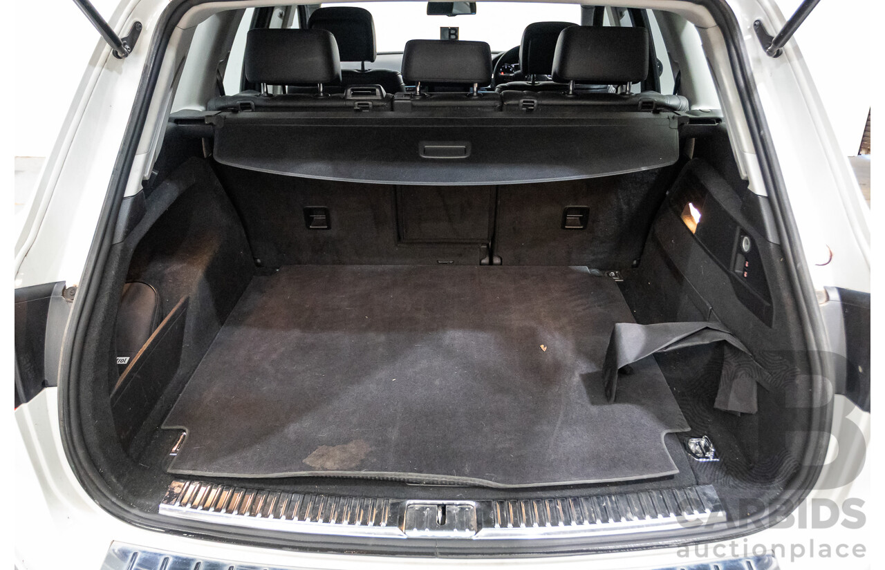 06/2014 Volkswagen Touareg 150 TDI (AWD) 7P MY14 4D Wagon White Turbo Diesel 3.0L