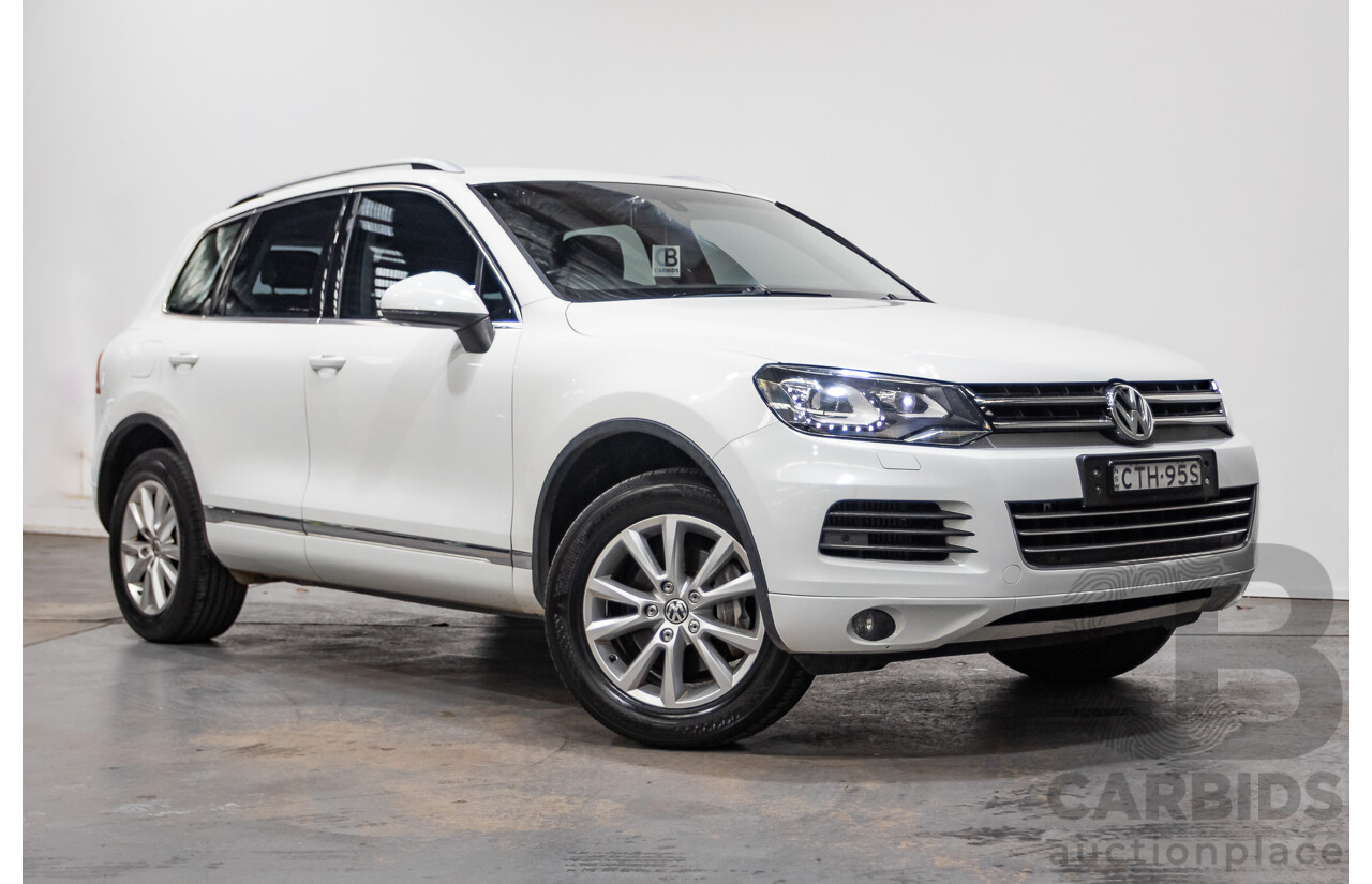 06/2014 Volkswagen Touareg 150 TDI (AWD) 7P MY14 4D Wagon White Turbo Diesel 3.0L