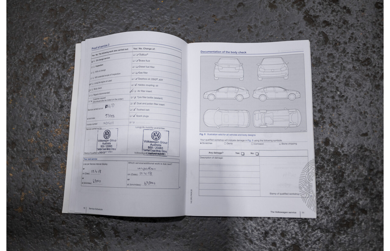 06/2014 Volkswagen Touareg 150 TDI (AWD) 7P MY14 4D Wagon White Turbo Diesel 3.0L