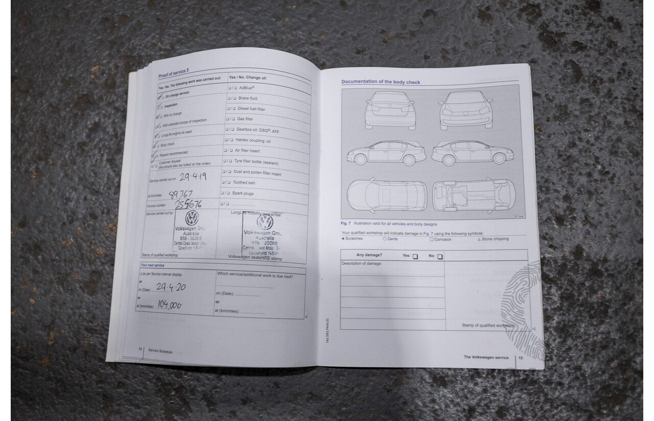 06/2014 Volkswagen Touareg 150 TDI (AWD) 7P MY14 4D Wagon White Turbo Diesel 3.0L