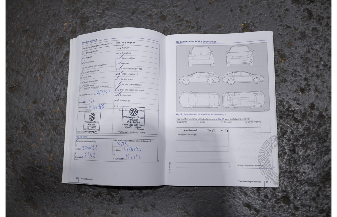 06/2014 Volkswagen Touareg 150 TDI (AWD) 7P MY14 4D Wagon White Turbo Diesel 3.0L