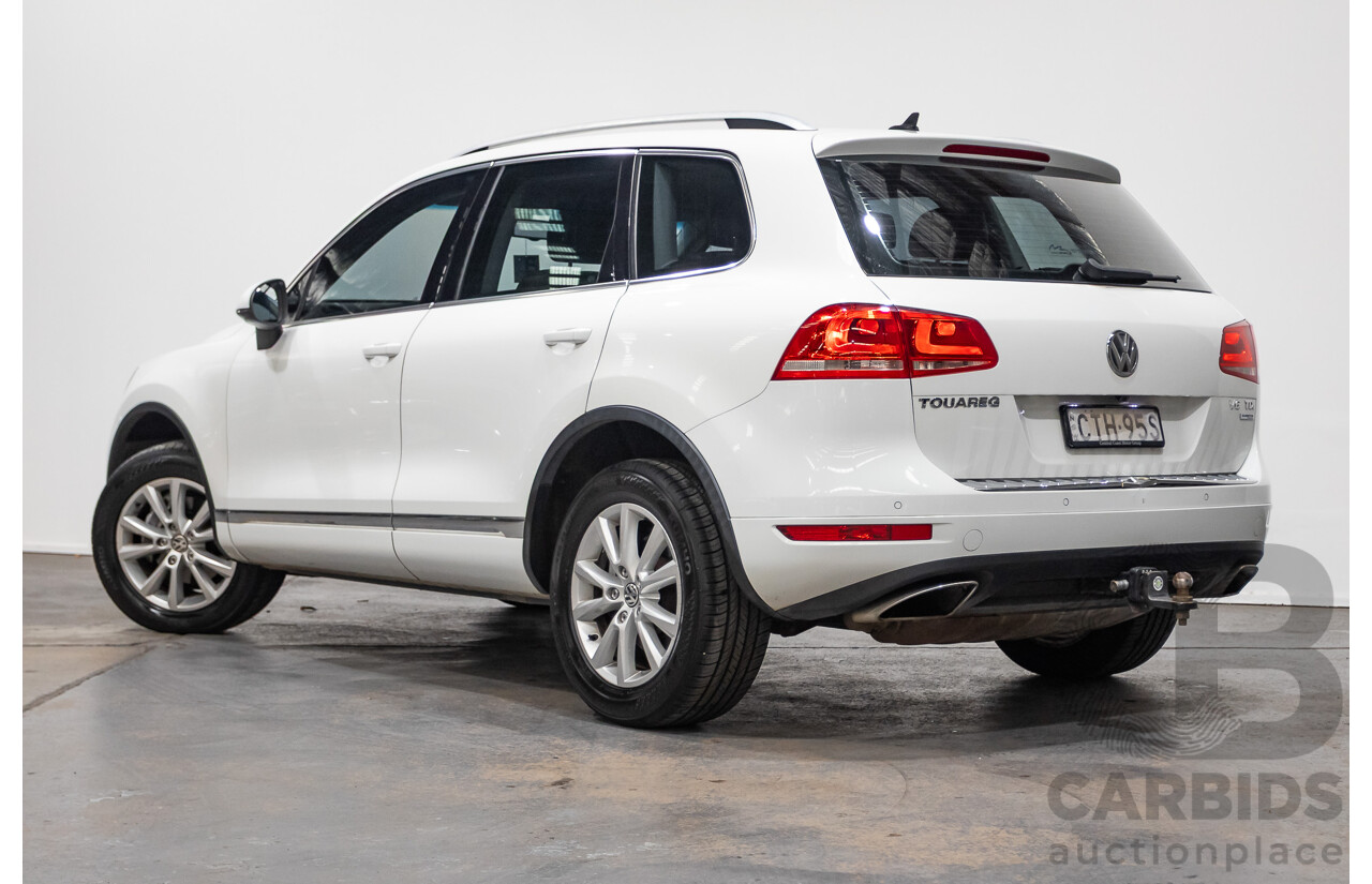 06/2014 Volkswagen Touareg 150 TDI (AWD) 7P MY14 4D Wagon White Turbo Diesel 3.0L