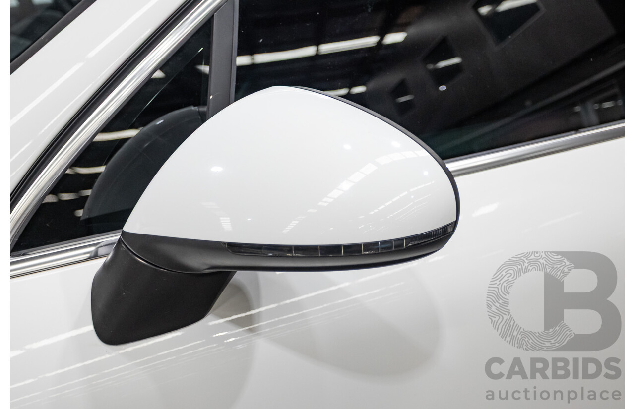 06/2014 Volkswagen Touareg 150 TDI (AWD) 7P MY14 4D Wagon White Turbo Diesel 3.0L