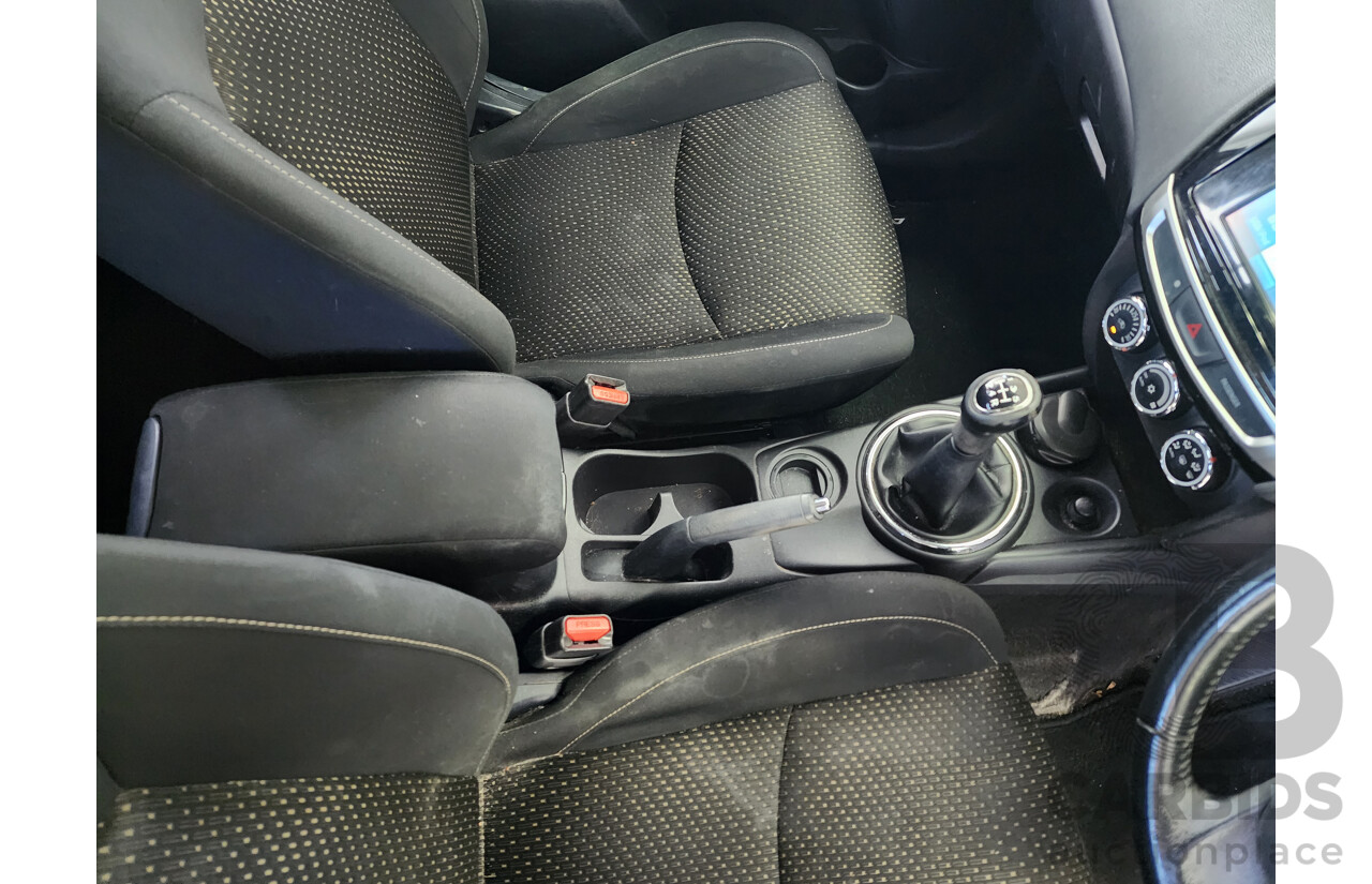 4/2015 Mitsubishi ASX LS (2wd) XB MY15 4d Wagon White 2.0L