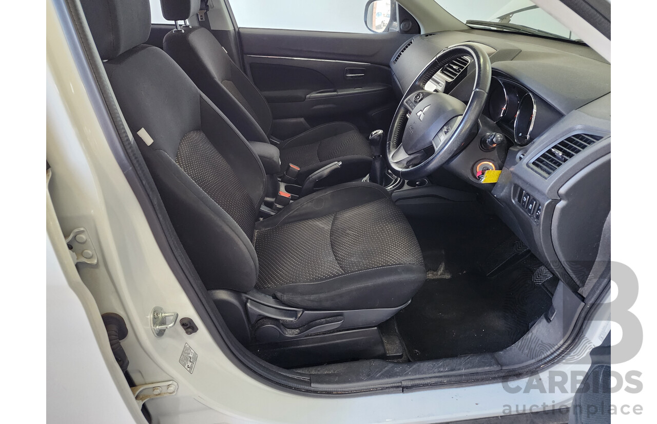 4/2015 Mitsubishi ASX LS (2wd) XB MY15 4d Wagon White 2.0L